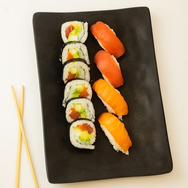Fresh Nigiri.