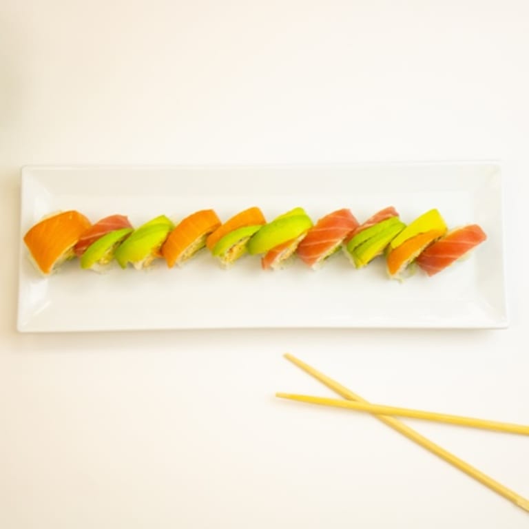 Delicious Rainbow Roll Experience